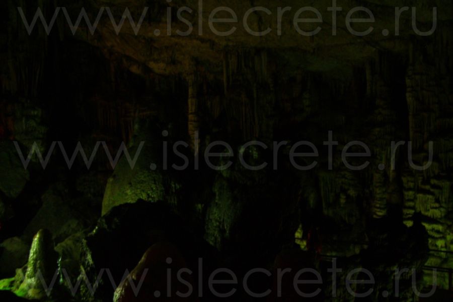 Фото: Внутри пещеры Зевса, Крит